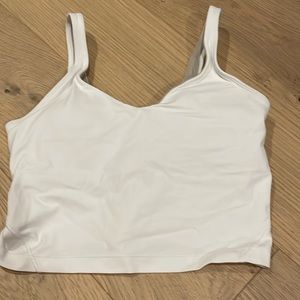 Lululemon size 4 or 6 align top in white